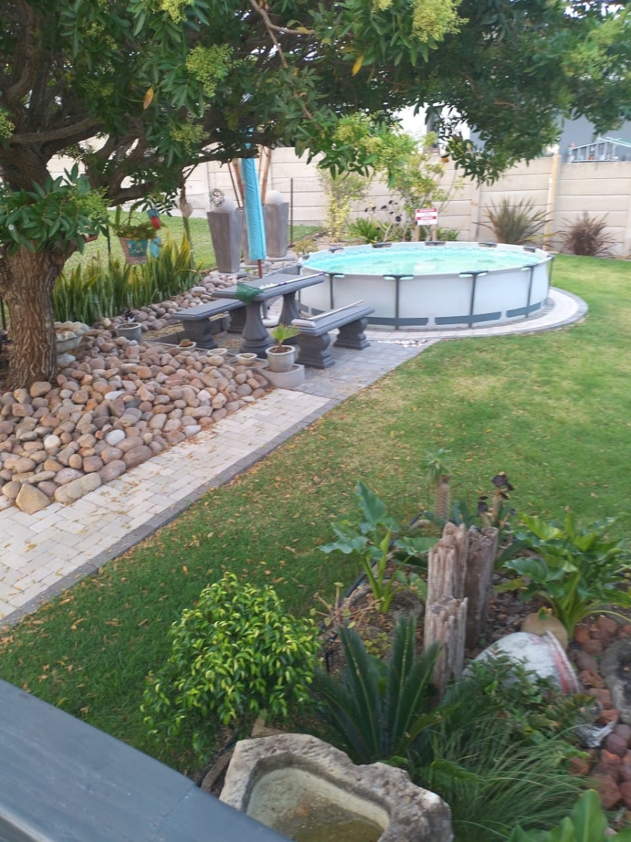 4 Bedroom Property for Sale in Dana Bay Western Cape